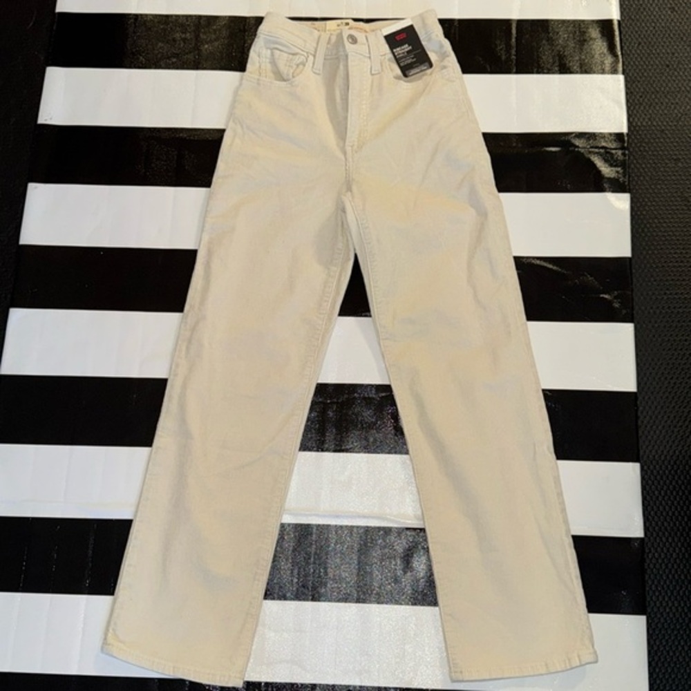 PREMIUM LEVIS RIBCAGE STRAIGHT CORDUROY